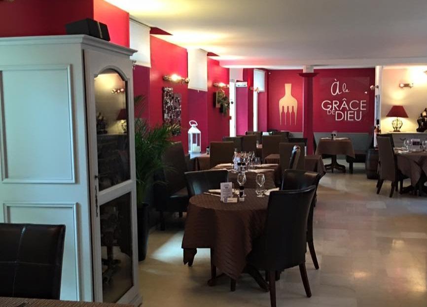 Hotel A La Grace De Dieu Brie-Comte-Robert Zewnętrze zdjęcie
